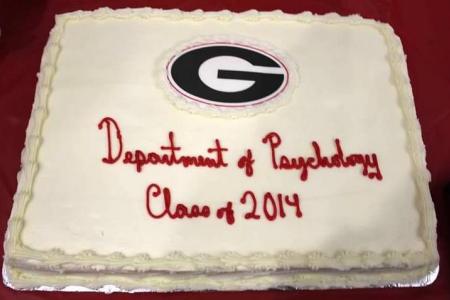 Picture of cake for 2014 Psychology graduates